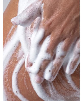 Gel lavant mains et corps cardamome gingembre ROOSEEL - application